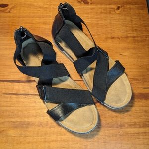 Croft & Barrow black elastic strap sandals 7.5. cork. Footbed. Back zipper.